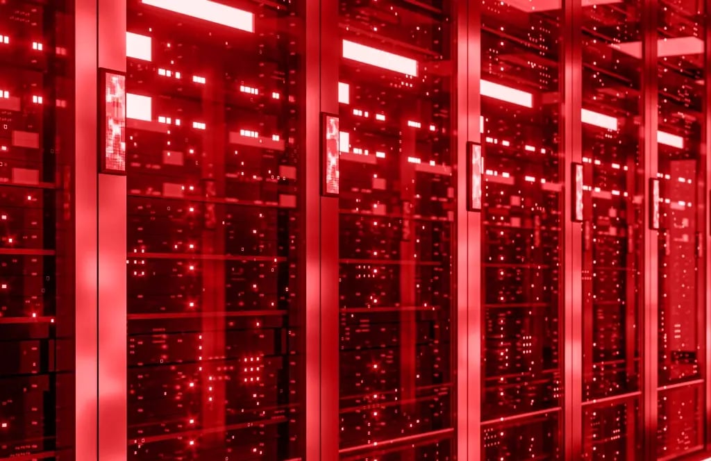 Serverraum - Backbone mit neuem Point of Presence