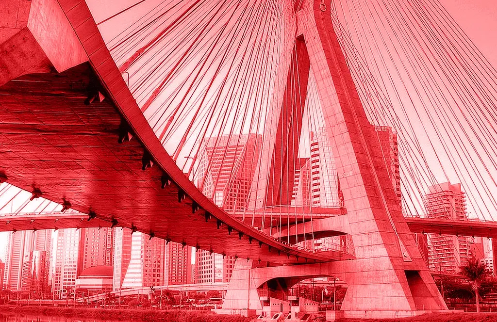 Frankfurt – São Paulo: Hin und zurück in 185 ms